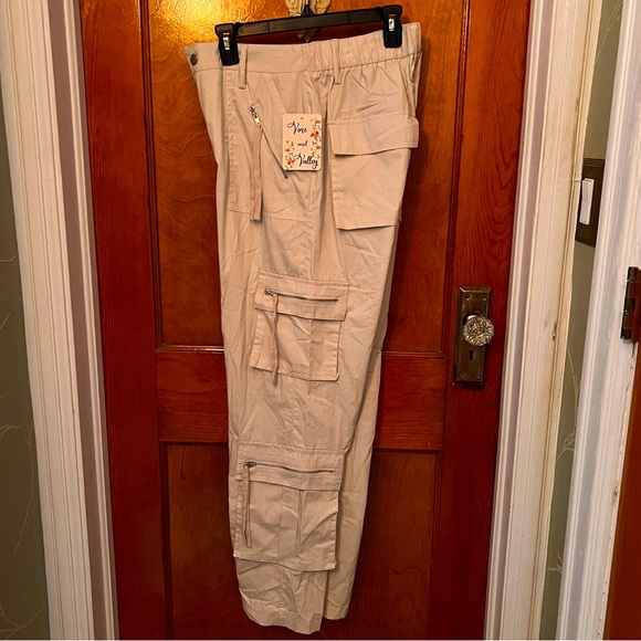 vine and valley Pants - Vine and Valley Cargo Pants